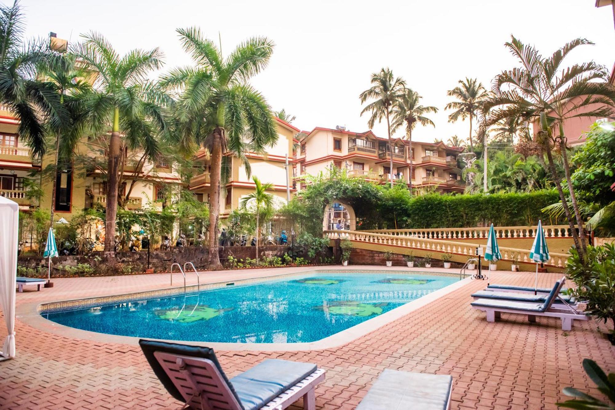 Cherrystay Holiday Resort -Candolim Beach Bagian luar foto
