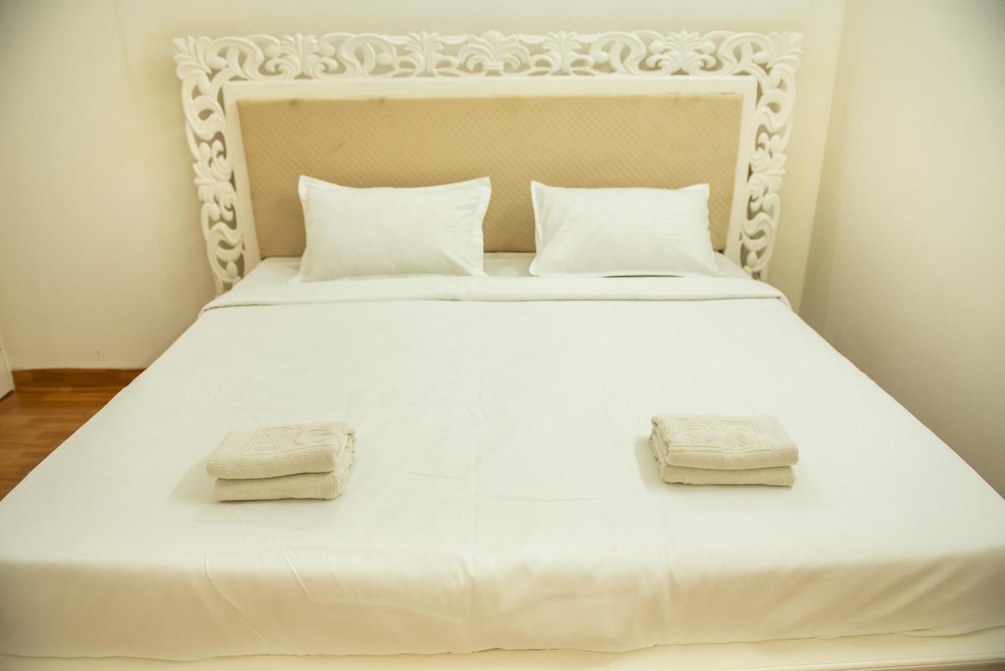 Cherrystay Holiday Resort -Candolim Beach Bagian luar foto